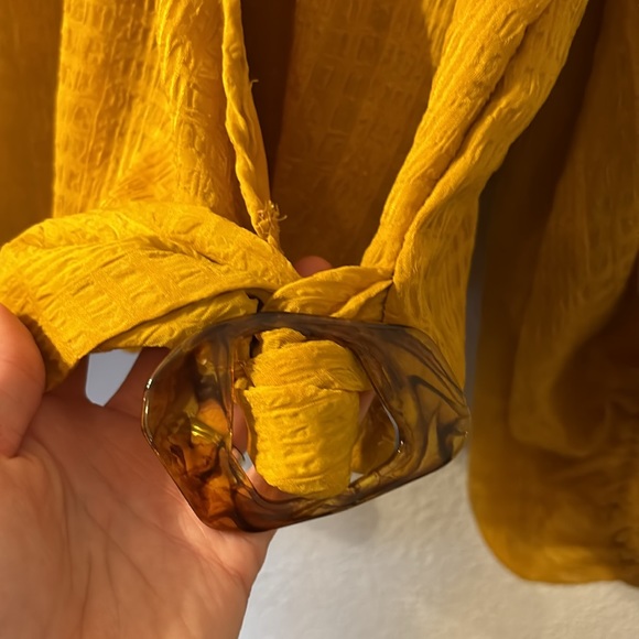 The Line of Style deep vneck blouse size large - Picture 3 of 6